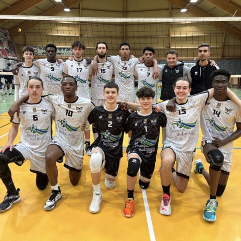 5ème Place Pour Les M21 ! - PLESSIS-ROBINSON VOLLEY-BALL